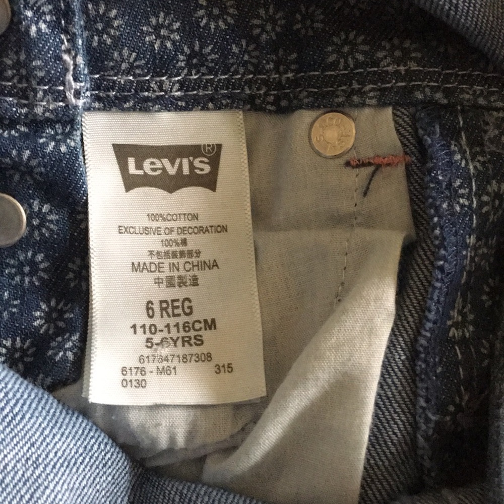 Levi’s overall (new without tag) - Picture 7 of 7